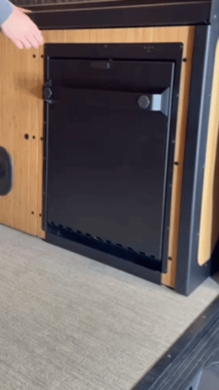 Tetravan Folding Shower with Magnetic Curtain