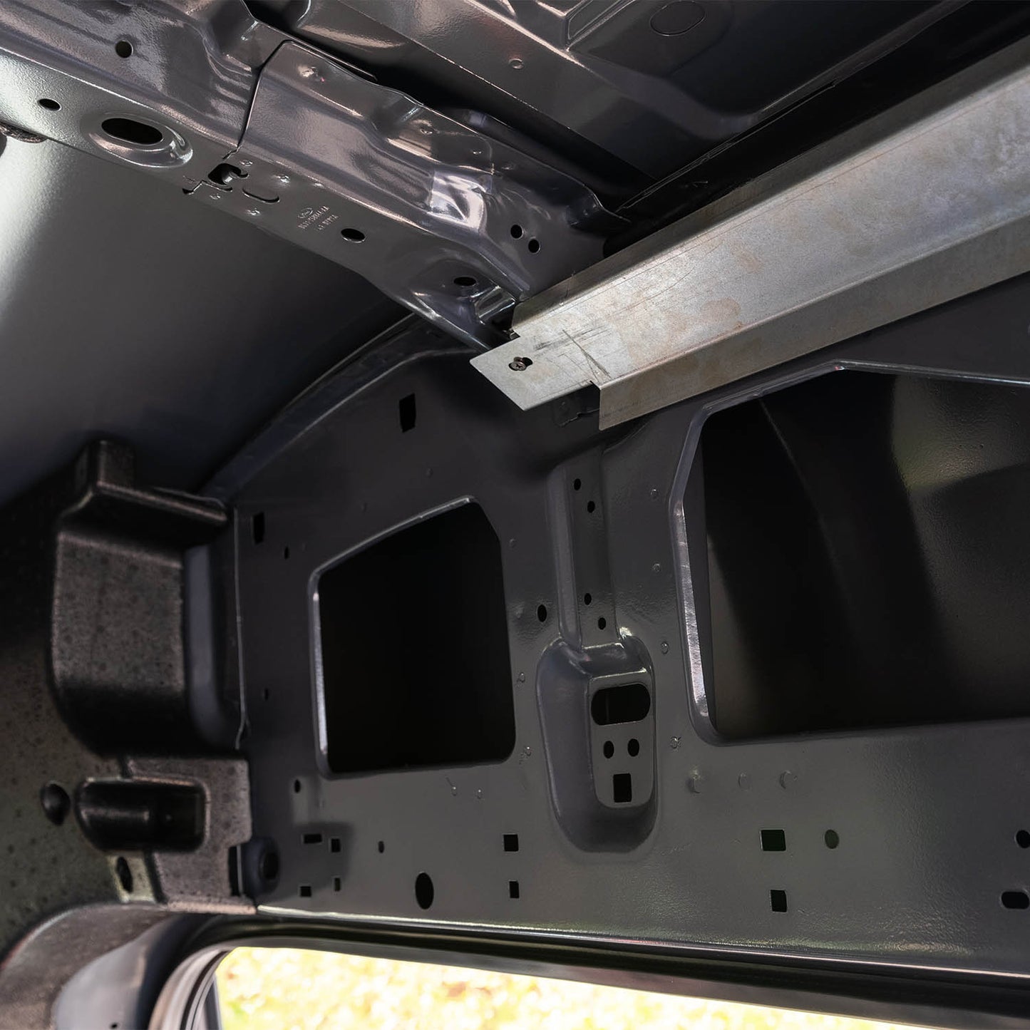 Structural Assembly for Transit Van Panels